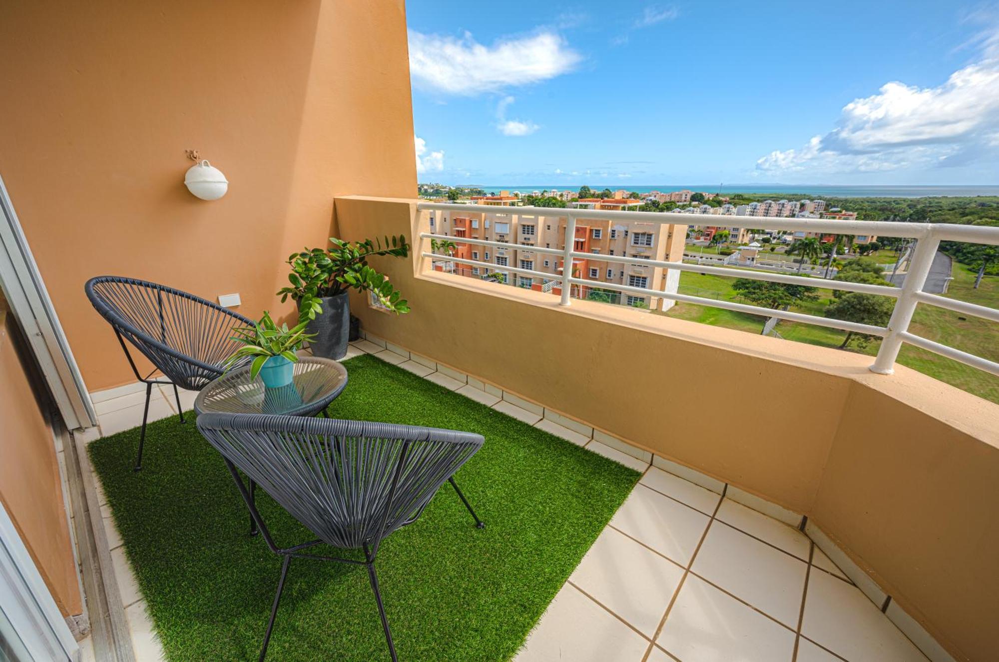 Ocean & Mountains View, Marina, Ferry, Vista Mar, Costa Esmeralda Ceiba المظهر الخارجي الصورة