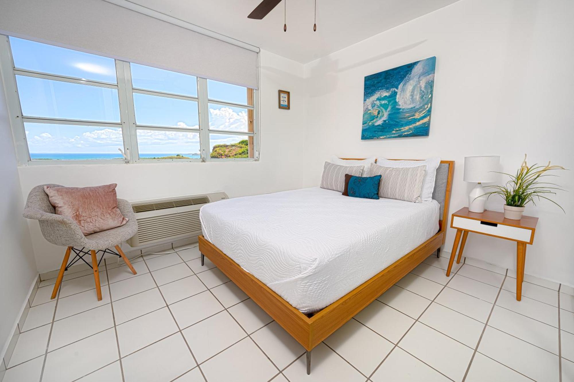 Ocean & Mountains View, Marina, Ferry, Vista Mar, Costa Esmeralda Ceiba المظهر الخارجي الصورة