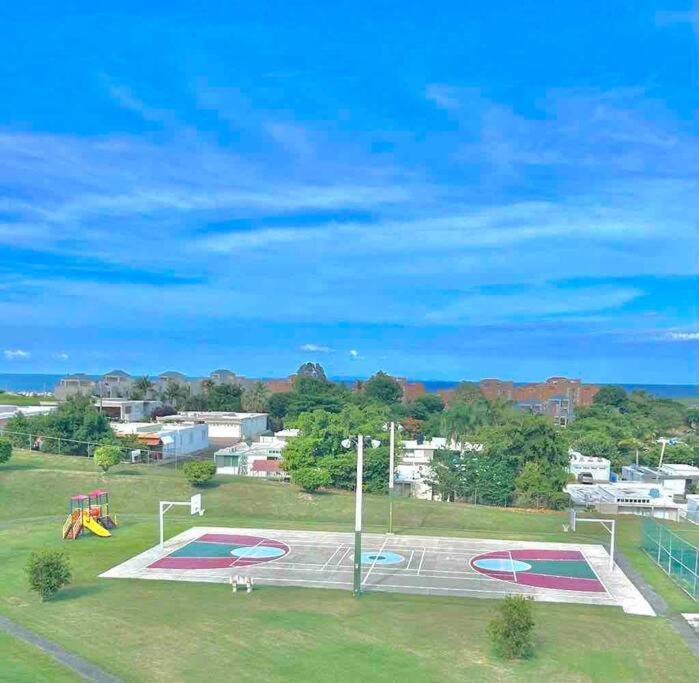 Ocean & Mountains View, Marina, Ferry, Vista Mar, Costa Esmeralda Ceiba المظهر الخارجي الصورة